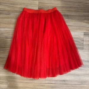 Red tulle midi skirt